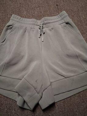 Varley Sage Drawstring Lounge Shorts